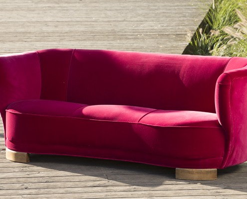 sofa rose