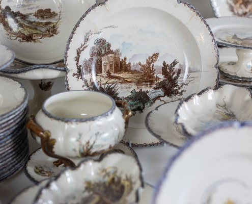 Choisy-le-Roi, Service de 200 pièces, motif du Hameau de la Reine Marie-Antoinette, XIXe en porcelaine, France (3)